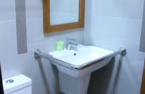 Puerto Princesa City Centre Bed & Breakfast | Casa Belina Tourist Inn