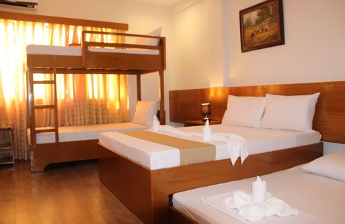 Puerto Princesa City Centre Bed & Breakfast | Casa Belina Tourist Inn