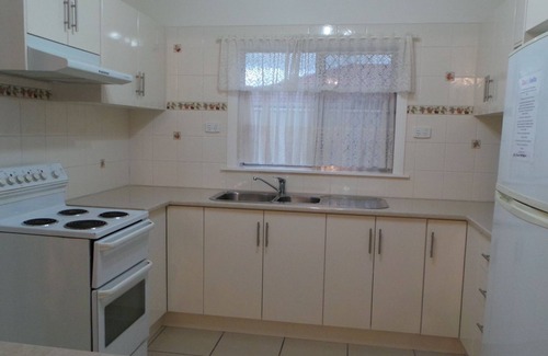 South Tamworth House | Casa Bella -FREE Wi-Fi,GREAT LOCATION & AFFORDABLE