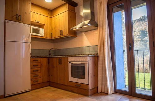 Sobrecastell Cottage | Casa Bernat for 4 people