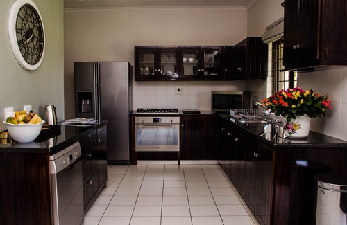 Trawal Cottage | CASA BIANCA at Lavinia Lifestyle