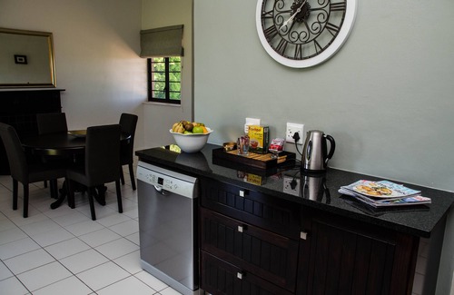 Trawal Cottage | CASA BIANCA at Lavinia Lifestyle