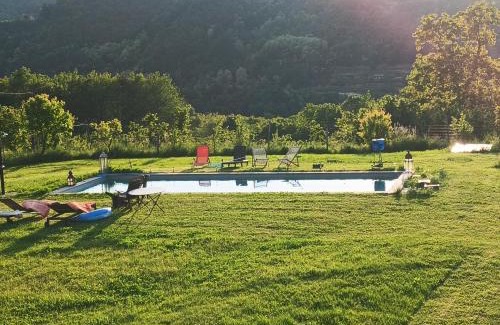 Niella Belbo House | Casa Bianca Azzurra con piscina