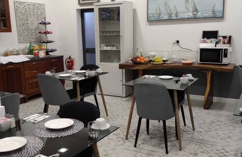 Cospicua Hotel | Casa Birmula