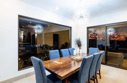 Playa Hermosa House | Casa Blanca