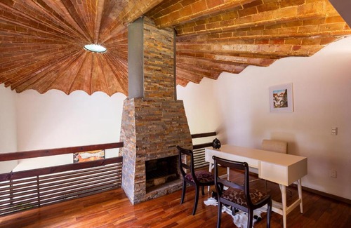 Del Carmen Bed & Breakfast | Casa Blanca in Coyoacan