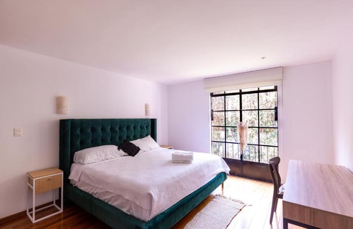 Del Carmen Bed & Breakfast | Casa Blanca in Coyoacan
