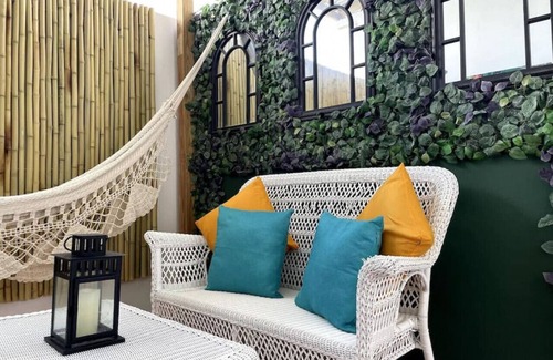 Miramar Apartment | Casa Blanca Upstairs loft · Private Tropical "Oasis" Miramar Studio