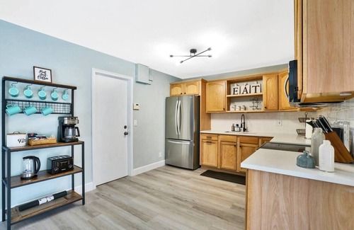 Survey Creek House | Casa Boca - Perfect Florida Getaway with Large Heated Saltwater Pool