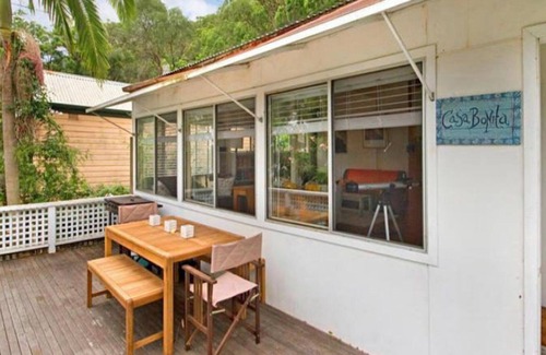 Pretty Beach House | 'Casa Bonita' by Accom Holidays