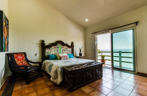 Platanitos House | Casa Bougainvillea