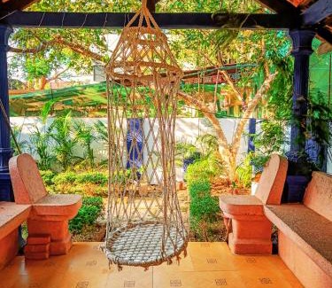 Saligao Villa | Casa Brooklyn Portuguese Heritage