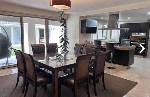 El Pueblito House | Casa Bugambilias Household rentals