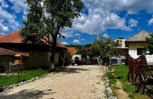 Leresti House | Casa bunicilor din Leresti