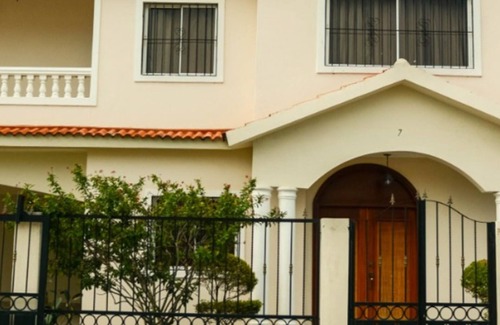 Santiago de los Caballeros House | Casa con Piscina y Vigilancia 24H