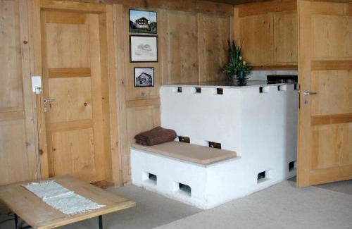 Tavanasa Apartment | Casa Cadruvi, Ferienhaus in Obersaxen, 150 Quadratmeter