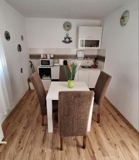 Donje Polje Bed & Breakfast | Casa Calda Apartments