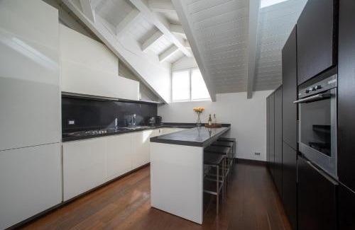 Como City Centre Apartment | Casa Cambria