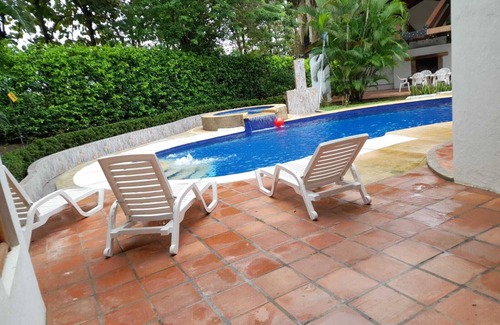 Melgar House | Casa Campestre, Atrévete a Visitarla