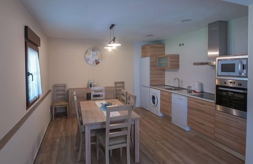 Ortigosa del Monte Cottage | Casa Cantera del Berrocal for 8 people