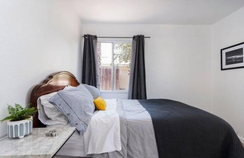 Clairemont Mesa West House | Casa Carancho 3 Bd/2 Bath Home Centrally Located