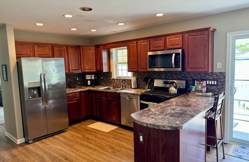 Town of Owasco House | Casa Carmela — Lakefront Home on Owasco Lake — Upscale Stunning Retreat