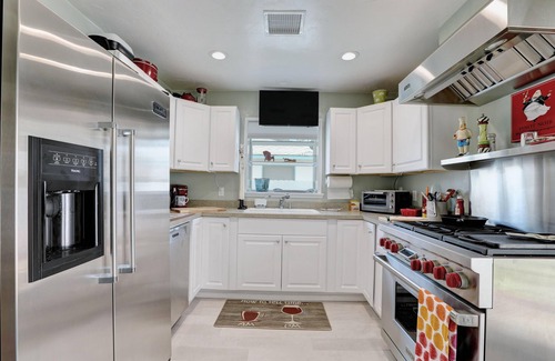 Shell Beach House | Casa Charo - 2/2 BEST pet friendly little cottage in Shell Beach