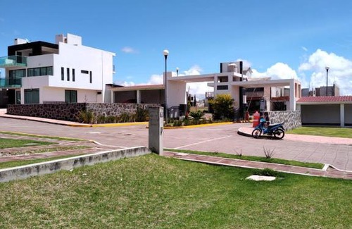 Chignahuapan House | Casa Chignahuapan fraccionamiento Green City
