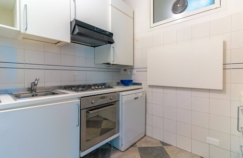 Rapallo Apartment | Casa Claudia - Wifi- Garden & Park