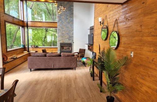 Cochrane House | Casa Cochrane