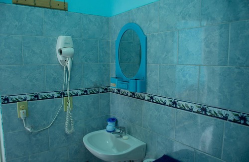 Centro Havana Bed & Breakfast | Casa Colonial Armando