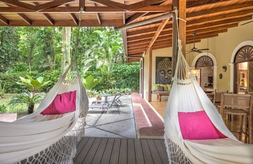Chiguata Villa | Casa Color Caribe. Stylish villa with pool and Bbq area