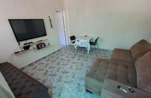 Vigario Geral Apartment | Casa com 2 Camas Queen e 1 King em Quartos Climatizados