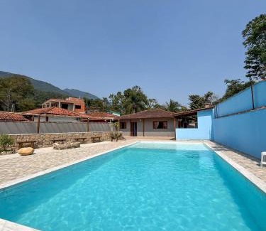 Portinho House | Casa com piscina a 600m da Praia da Feiticeira