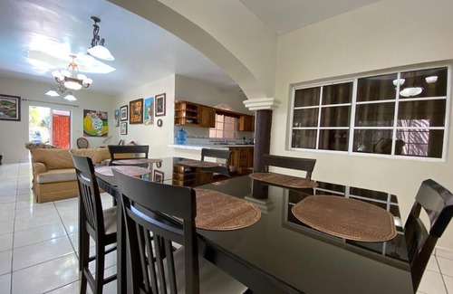 Comayagua House | Casa completa con Piscina en Comayagua