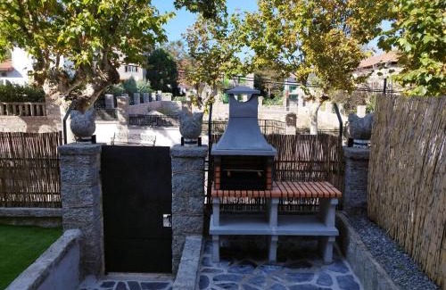Las Navas Del Marques House | Casa con jardin Los Gatos