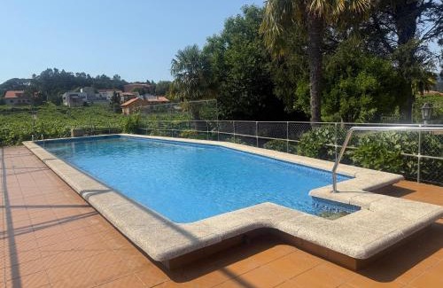 Vilanova de Arousa Apartment | Casa con piscina y barbacoa · Casa O vincular by Easy Life Rent
