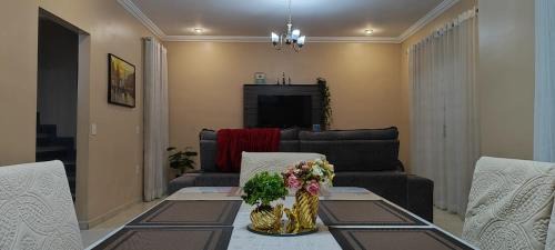 Taubate House | Casa Confortável, 3 Quartos, Ar Condic. 300 Mega, Taubaté