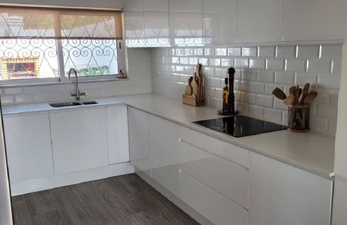 Vale de Covo Ski Chalet | Casa Covo Superb house, Sea views and pool, great location