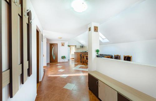 Jibert House | Casa Cristiana