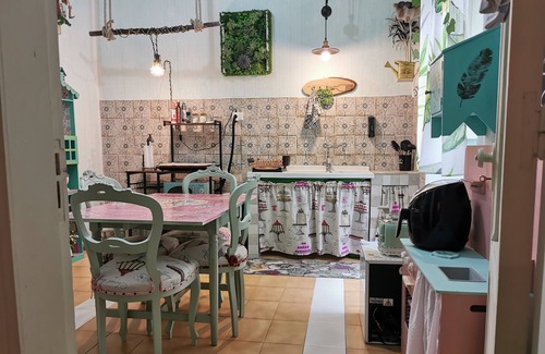 Caiazzo Apartment | Casa d'arte vintage L&B - 170 meters from Pepe in grani