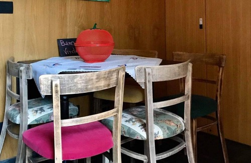 Alvarenga House | Casa da Azenha - River bank house in magical little village Paradinha