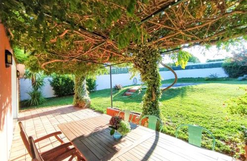 Tomino House | Casa da Glicia, una casa con piscina privada, para disfrutar y relajarse