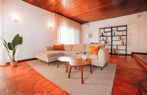 Peso da Regua House | Casa da Laranja by QuantiquenA casa de férias ideal para grupos