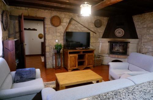 Fundao House | Casa da Ondrinha