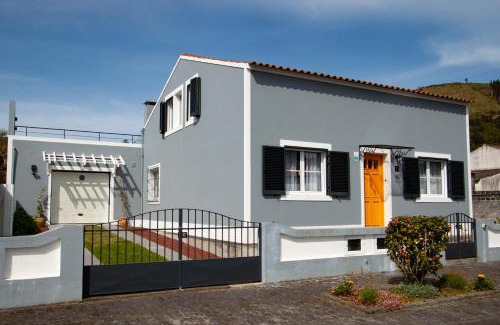 Sete Cidades House | Casa da Porta Amarela
