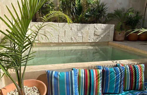 Zona Paseo Montejo Apartment | Casa Dali, A+ location lovely house Paseo Montejo