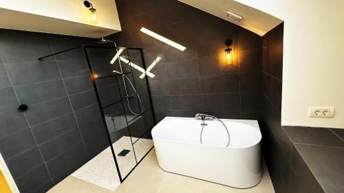 Old Town Apartment | Casa Damadian