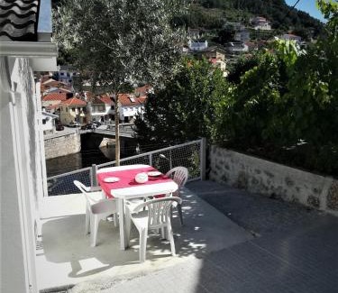 Balocas House | Casa das Relvas