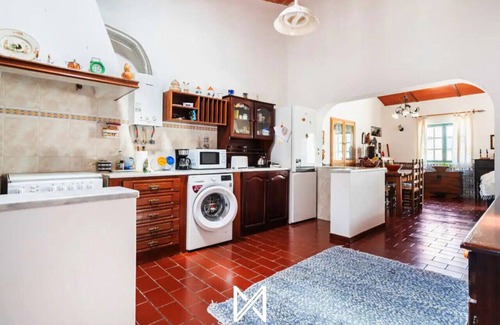 Santana de Cambas House | Casa Das Rosas - Historic Family Home